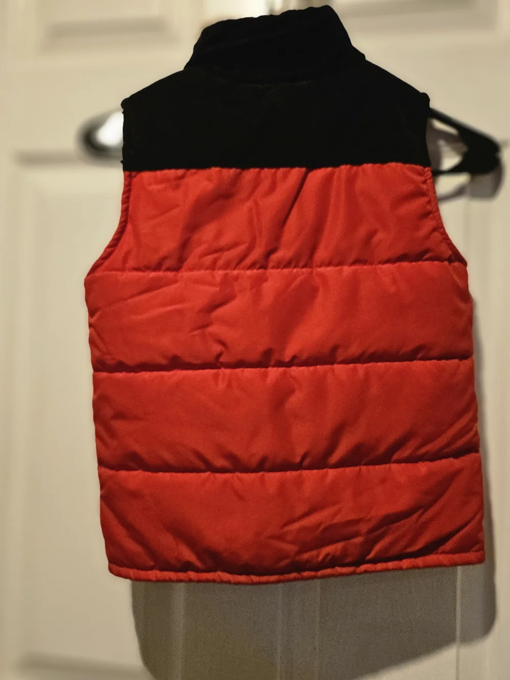 Boy's Carter's Red Puffer Vest Size 7